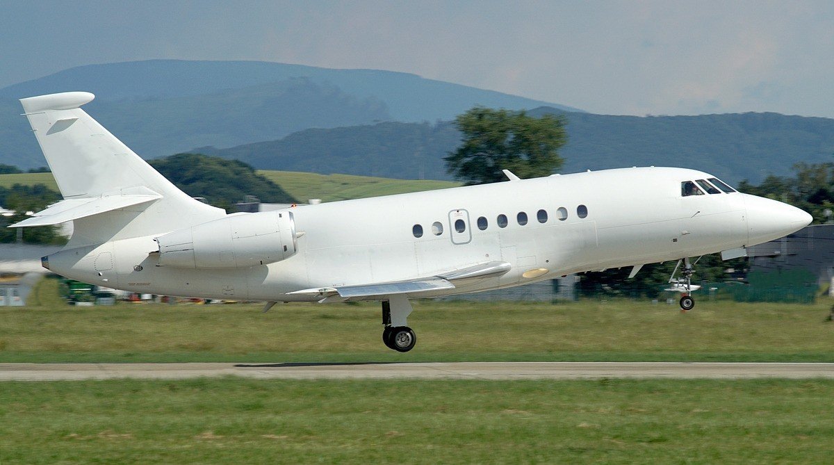 Dassault Falcon 2000 private jet charter in India