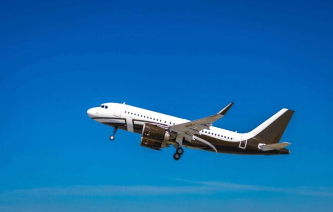 Discover the top 10 longest range private jets for non-stop India to Europe flights. Expert guide to ultra-long-range aircraft including Global 8000, G800, BBJ 777X. Book charter flights Delhi to London, Mumbai to Paris with Safe Fly Aviation.
